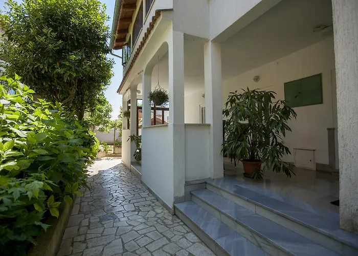 Ban Апартаменты