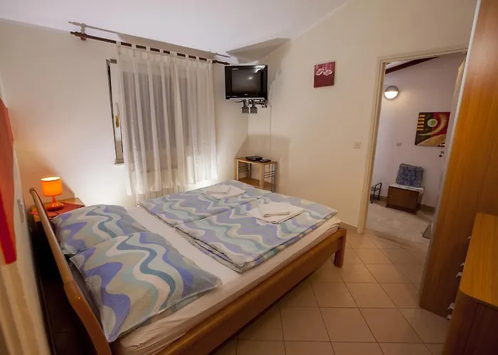 Ban Апартаменты *