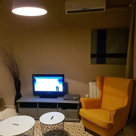 Apartment Ban *